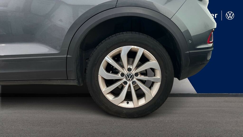Volkswagen T-Roc 1.5 Tsi Match Dsg Grey #5