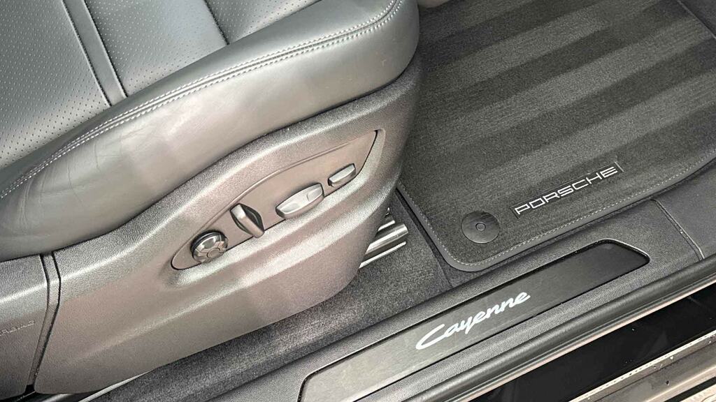 Porsche Cayenne V6 E-hybrid Blue #23