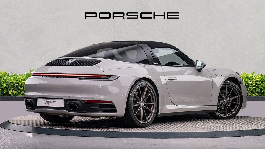 Porsche 911 Gt3  #11