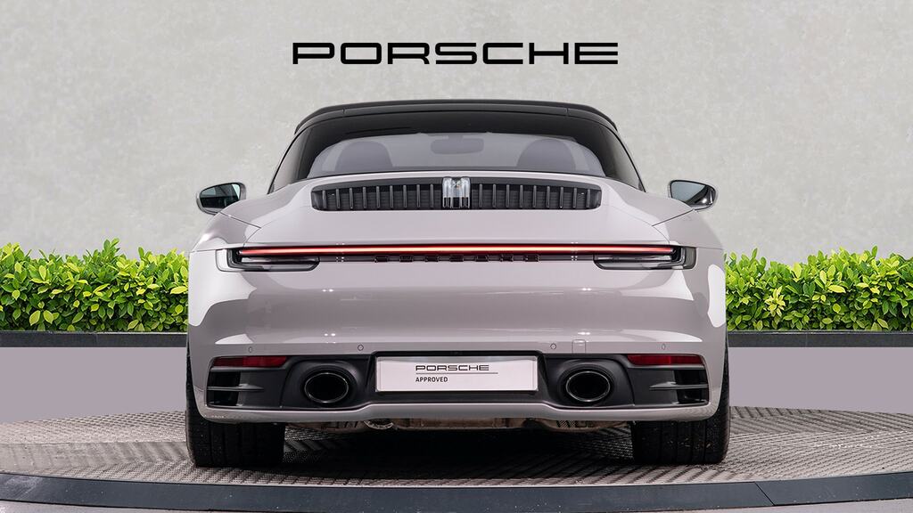 Porsche 911 Gt3  #10