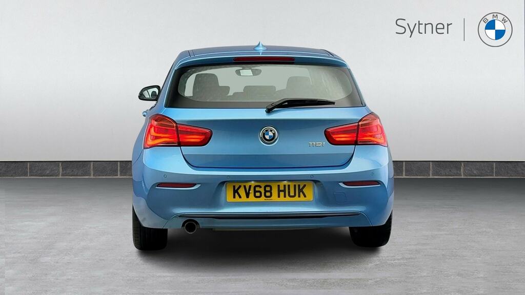 BMW 1 Series Hatchback White #15
