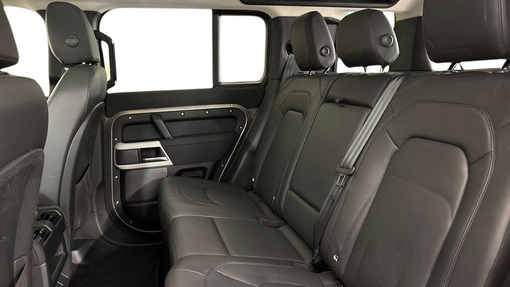 Land Rover Defender 110 3.0 P400 Xs Edition 110 LB22WYU Silver #4
