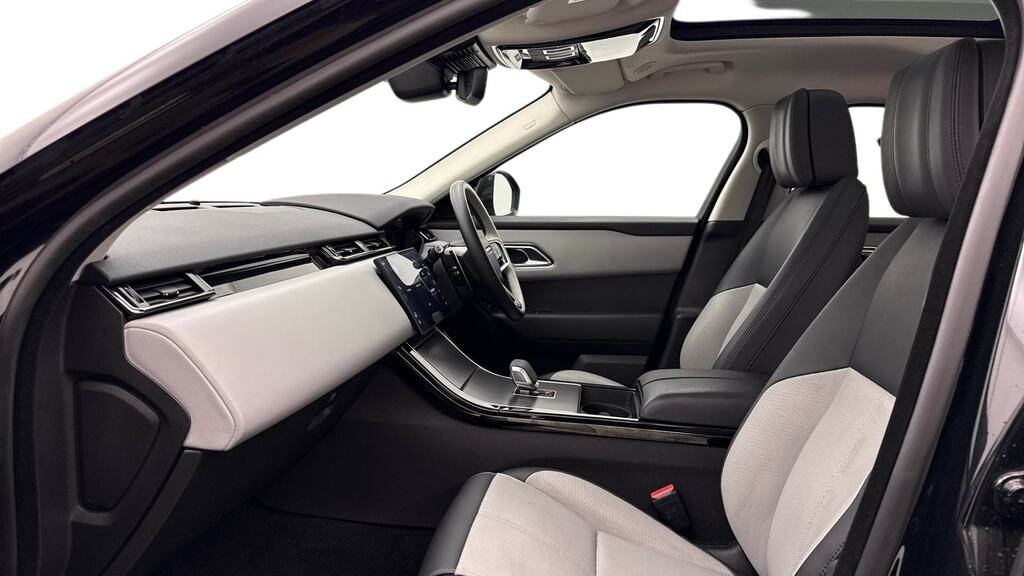 Land Rover Range Rover Velar 3.0 D300 Mhev Dynamic Hse KS74NUU Black #3
