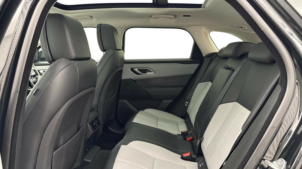 Land Rover Range Rover Velar 3.0 D300 Mhev Dynamic Hse KS74NUU Black #4