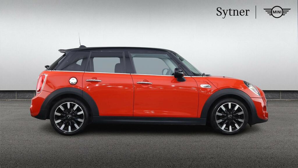 Mini Hatch 2.0 Cooper S Exclusive II Comfortnav Pack Orange #3