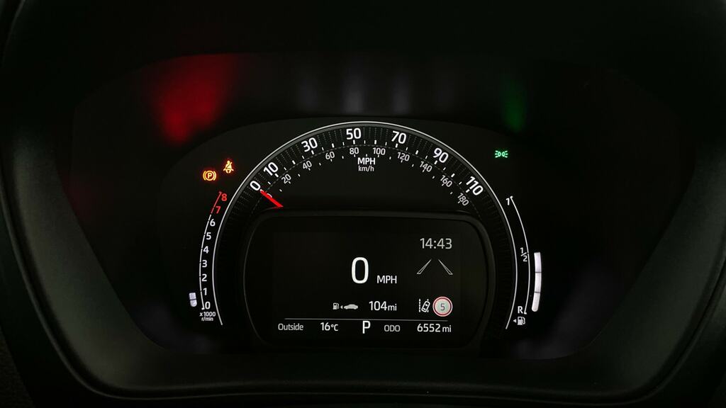 Toyota Aygo X Edge Automatic Beige #13