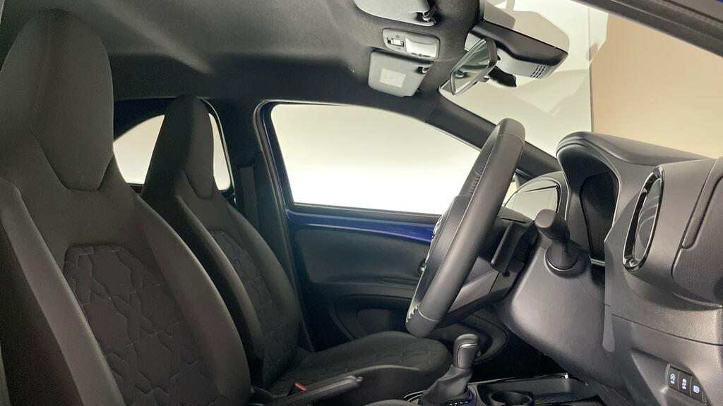 Toyota Aygo X Edge Automatic Beige #10