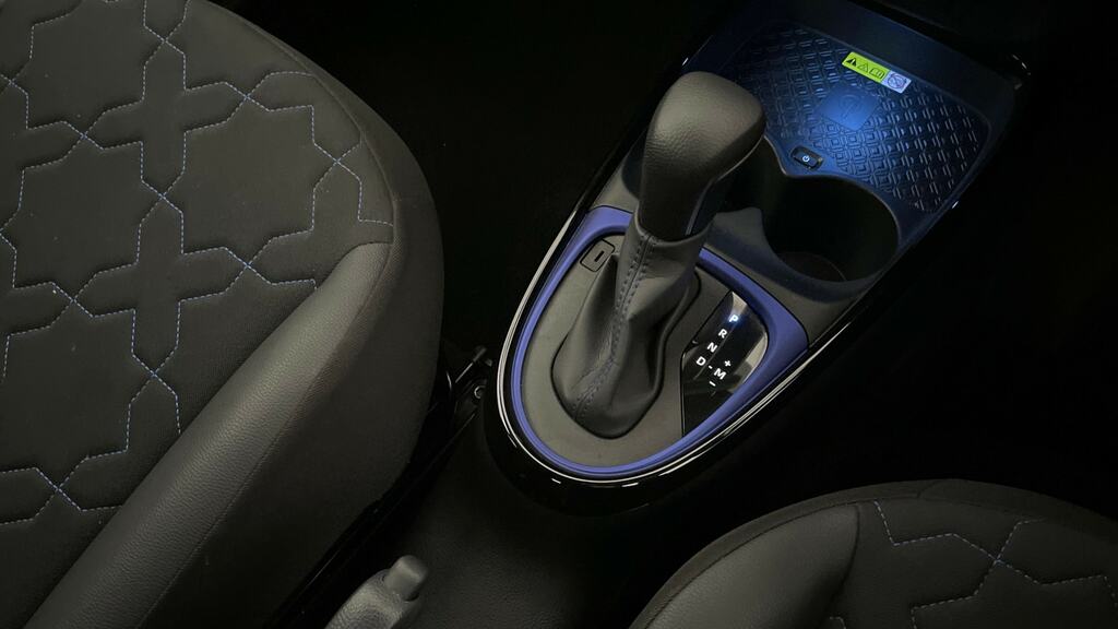 Toyota Aygo X Edge Automatic Beige #14