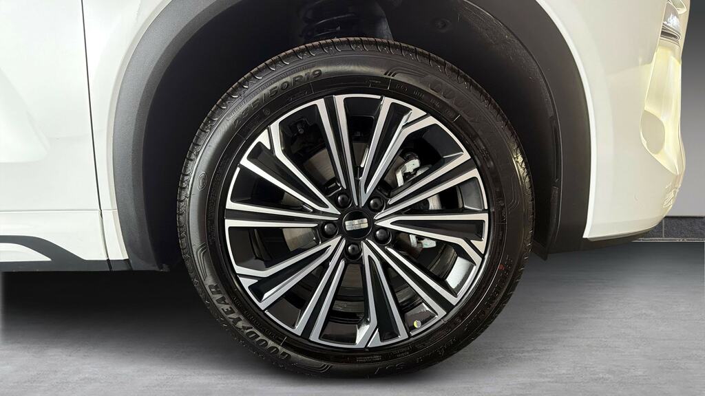 Geely Starray 1.5 Em-i Max White #5