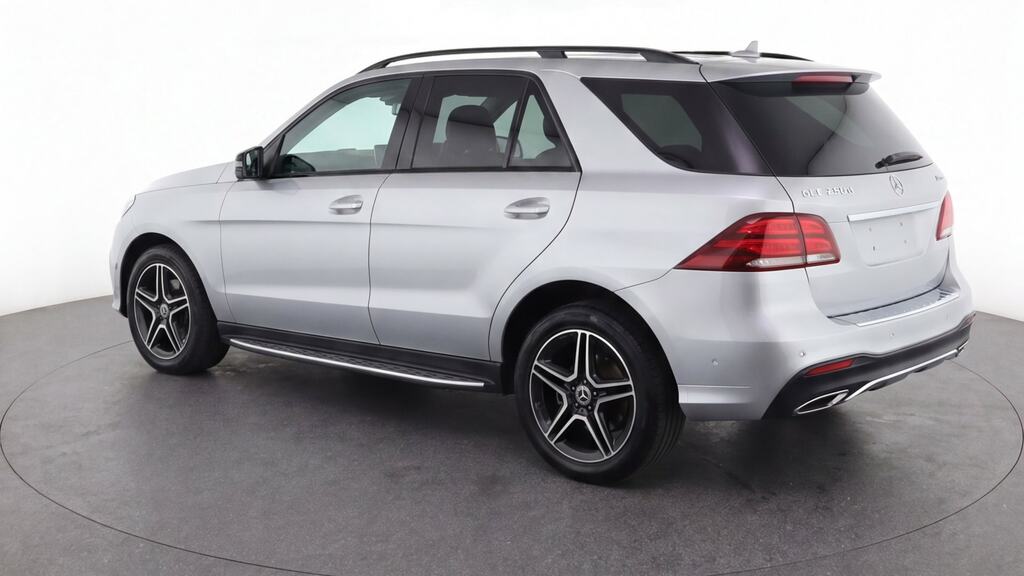 Mercedes-Benz GLE Class Gle 250D 4Matic Amg Night Edition 9G-tronic Silver #3
