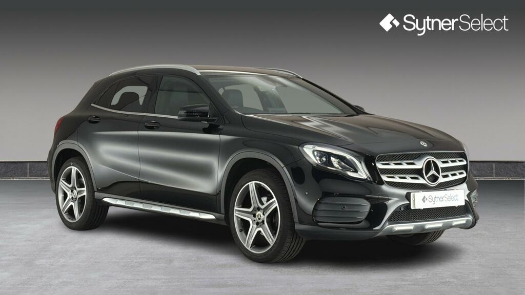Mercedes-Benz GLA Class Gla 200D 4Matic Amg Line Premium Black