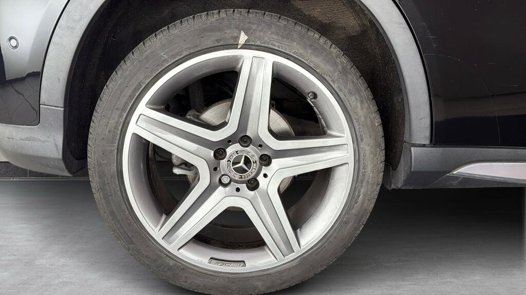 Mercedes-Benz GLA Class Diesel Black #26