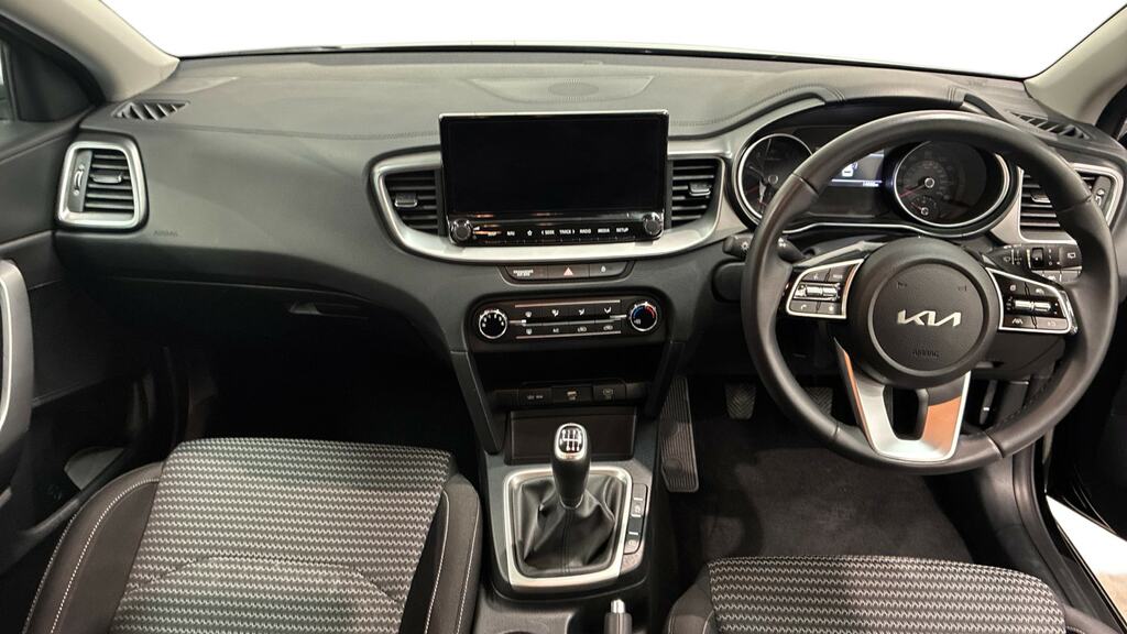 Kia Ceed 1.5T Gdi Isg 138 2 LA24YSM Black #6