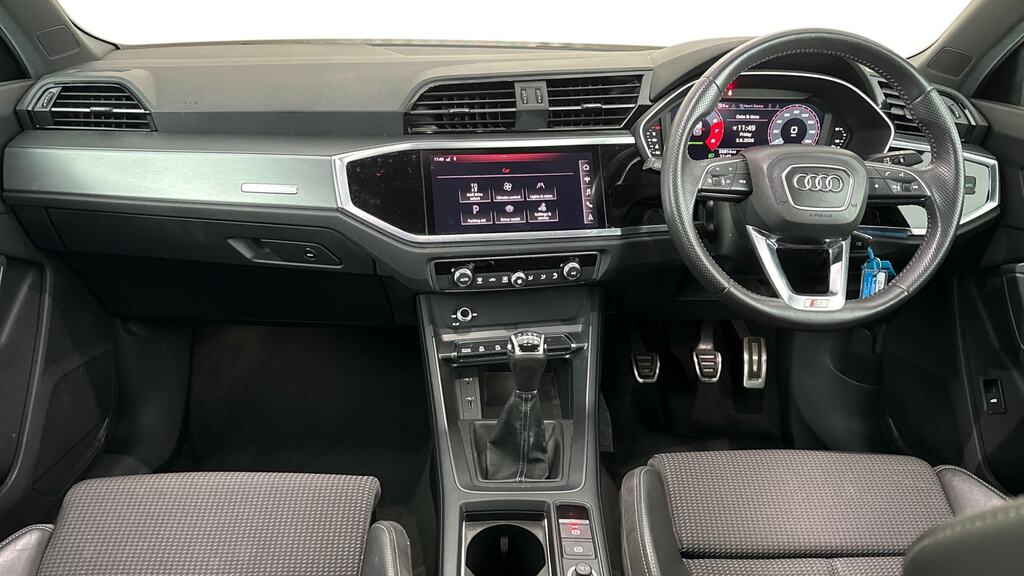 Audi Q3 35 Tfsi S Line White #6