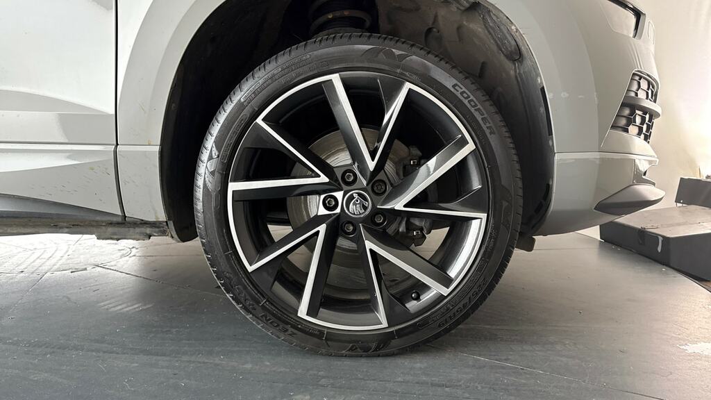 Skoda Karoq Se L Tsi Grey #23