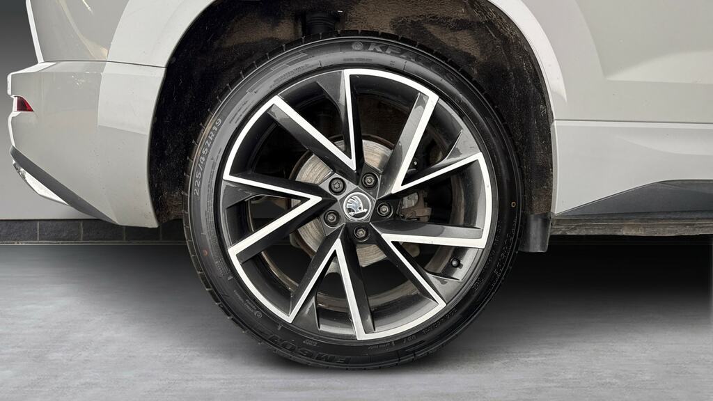 Skoda Karoq Se L Tsi Grey #26