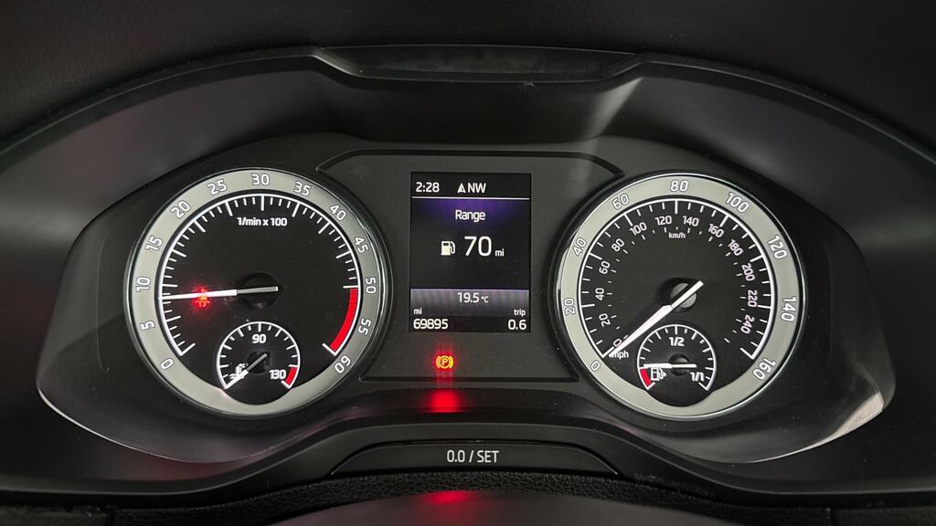Skoda Karoq Se L Tsi Grey #13