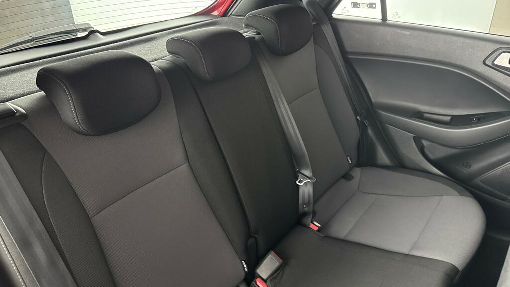 Hyundai I20 Hatchback Silver #12