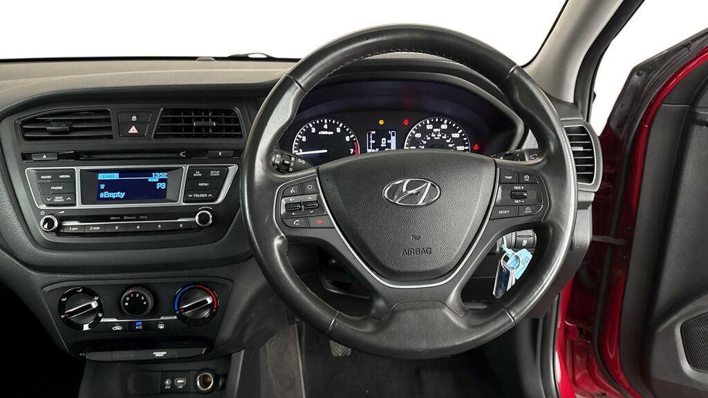 Hyundai I20 Hatchback Silver #8
