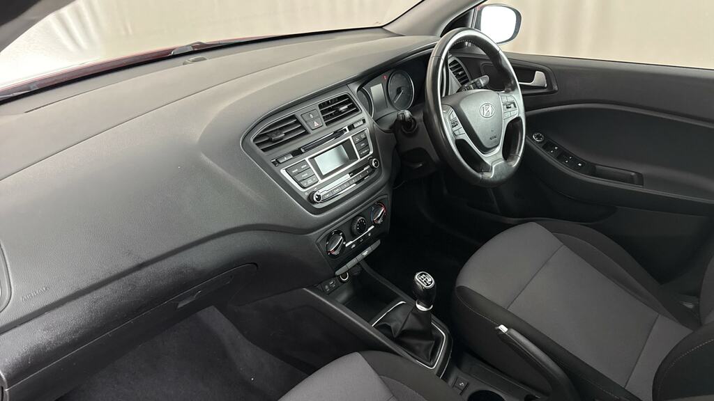Hyundai I20 Hatchback Silver #11