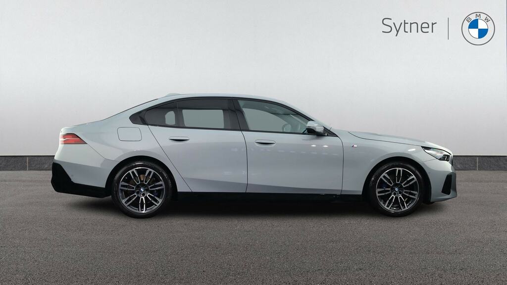 BMW 5 Series 520I M Sport Grey #3