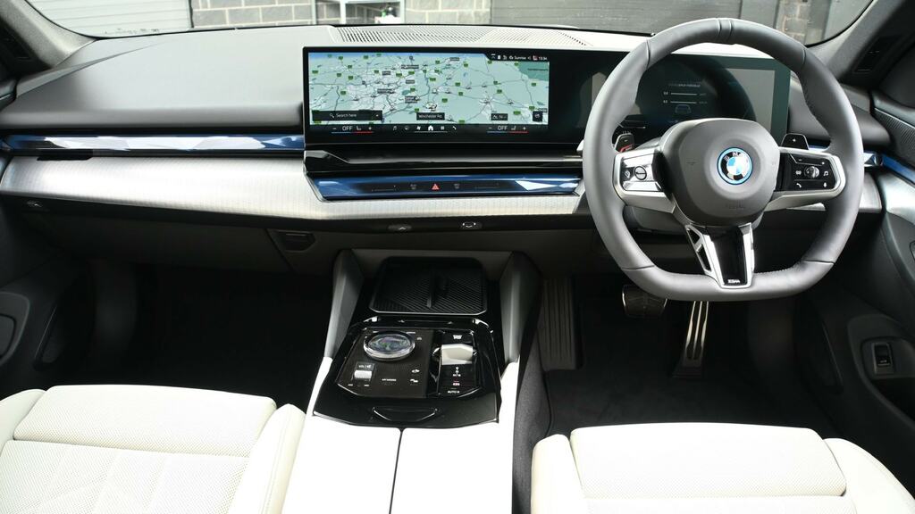 BMW 5 Series 530E M Sport Grey #4