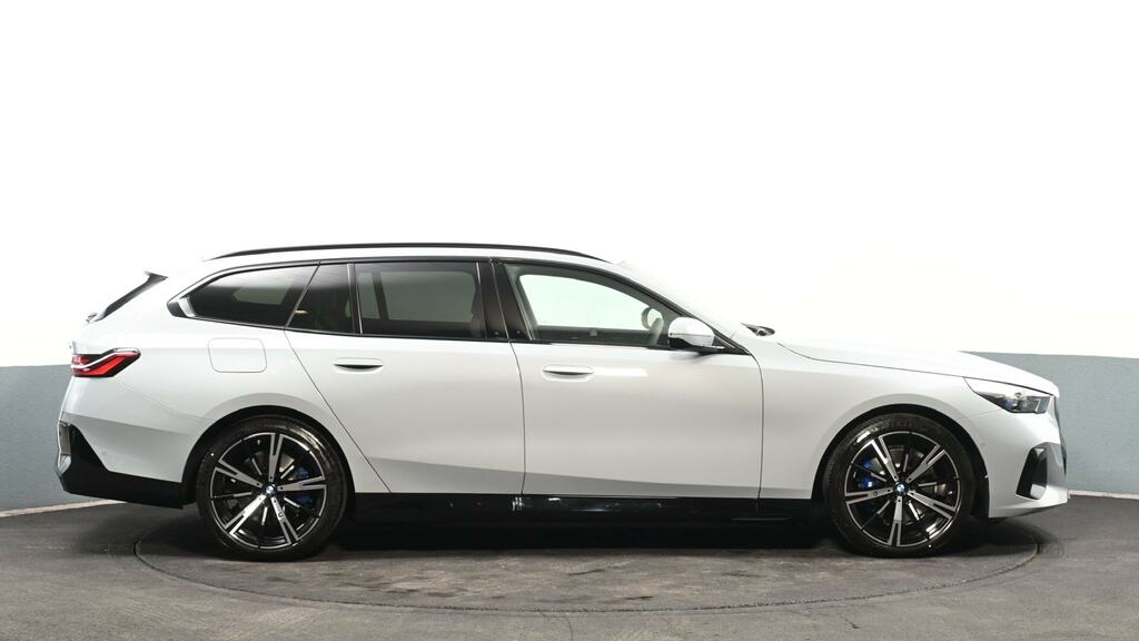 BMW 5 Series 530E M Sport Grey #3