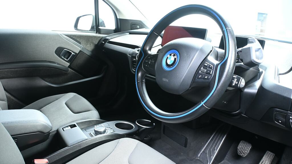 BMW i3 125Kw 42Kwh White #6