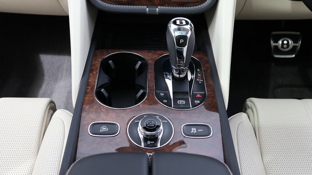 Bentley Bentayga Azure V8 #37