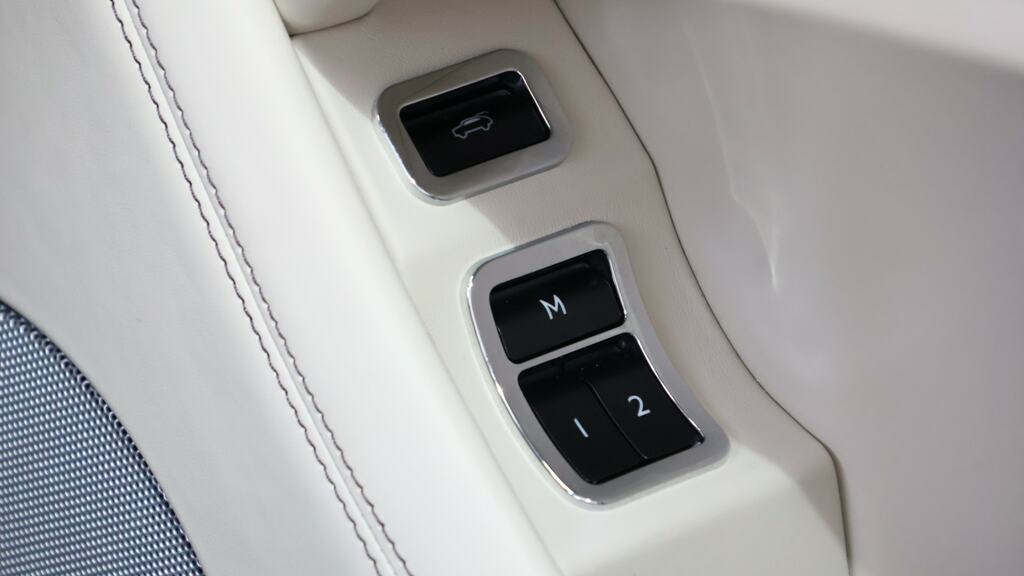 Bentley Bentayga Azure V8 #22
