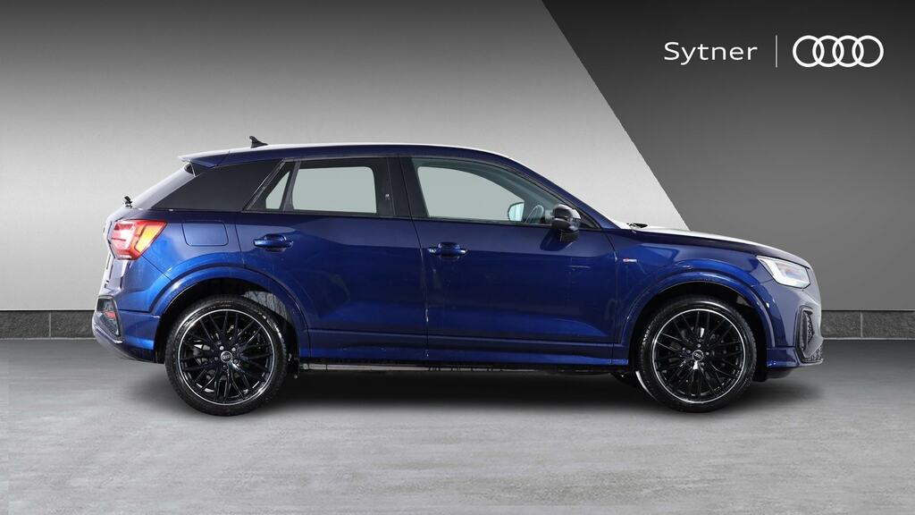 Audi Q2 30 Tfsi Black Edition FP24LRL Blue #4