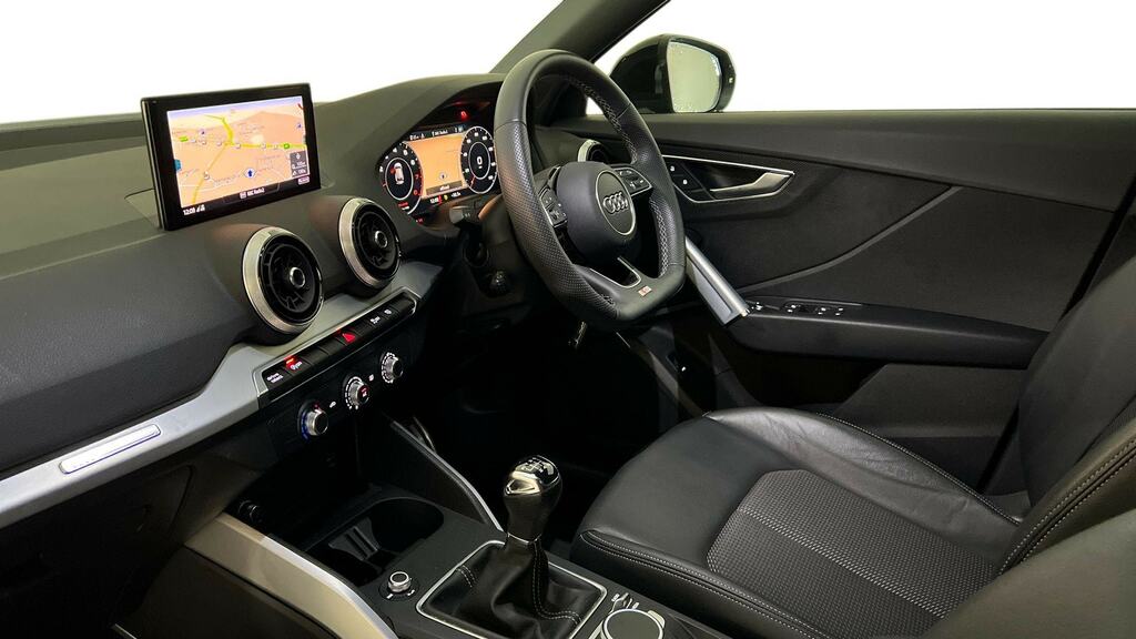 Audi Q2 30 Tfsi Black Edition FP24LRL Blue #2