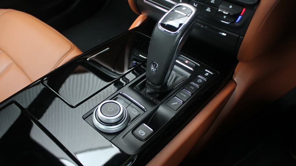 Maserati Quattroporte V6d 4dr Auto Red #14