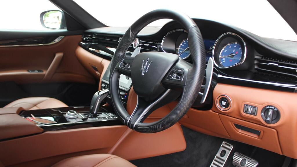 Maserati Quattroporte V6 Gransport Black #6
