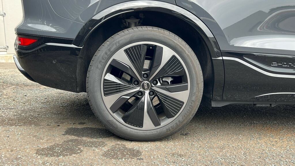 Audi Q6 E-Tron 185Kw 83Kwh Black Edition Tech Grey #5