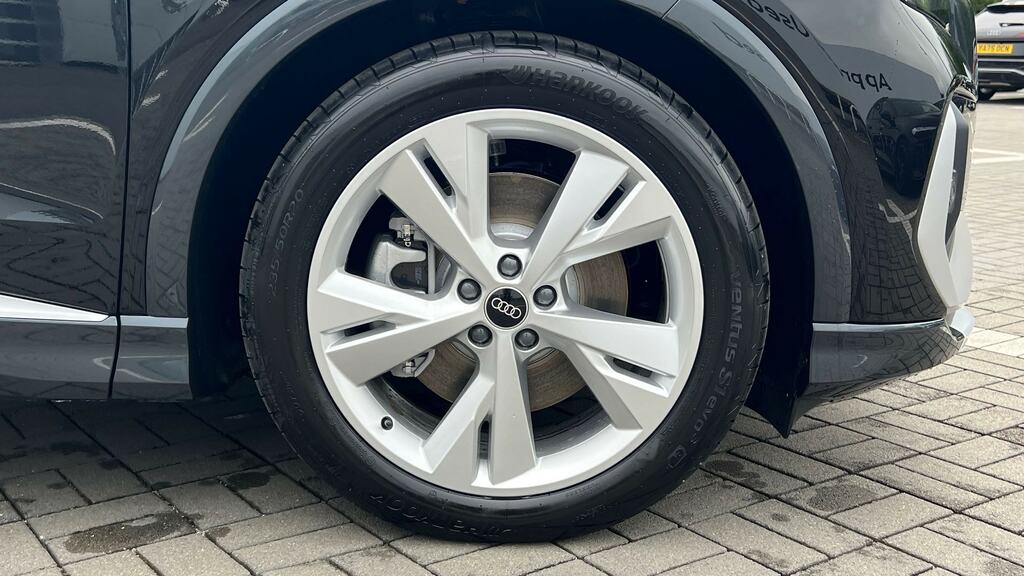 Audi Q4 E Tron 210Kw 45 82Kwh S Line Leather YA26FWU Black #5