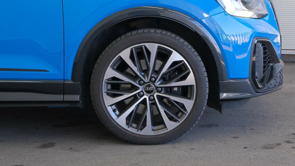Audi Q2 Sq2 Quattro Black Edition S Tronic Blue #5