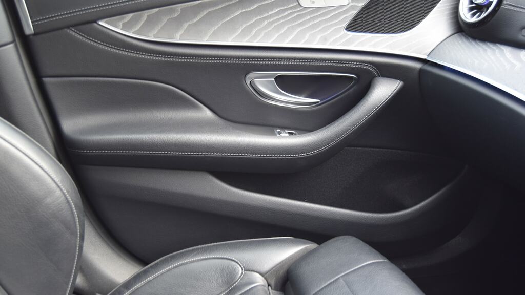 Mercedes-Benz CLS 4Matic Plus Premium Plus Black #20