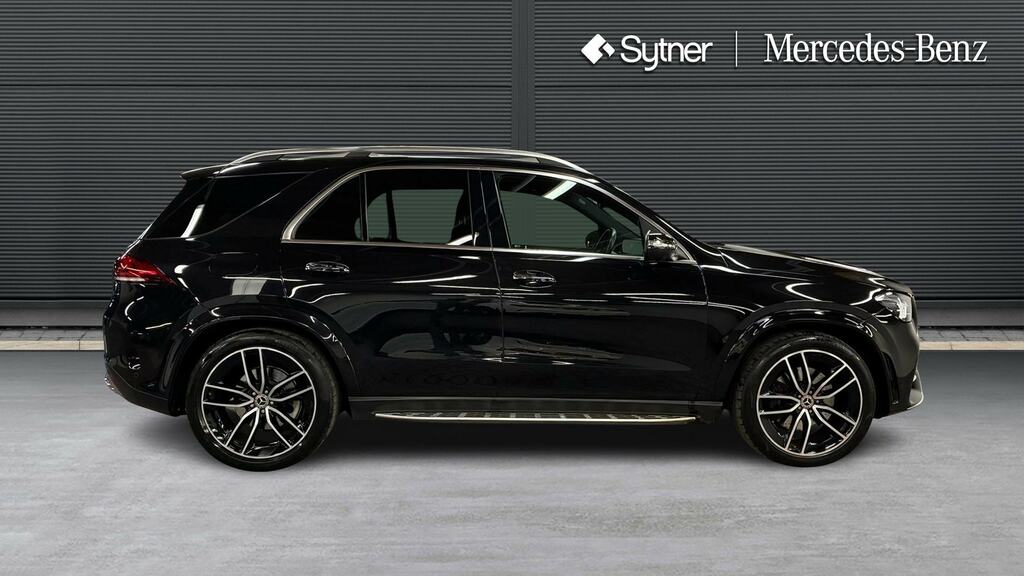 Mercedes-Benz GLE Class Gle 400D 4Matic Amg Line Prem 9G-tron 7 St KE22RPZ Black #4