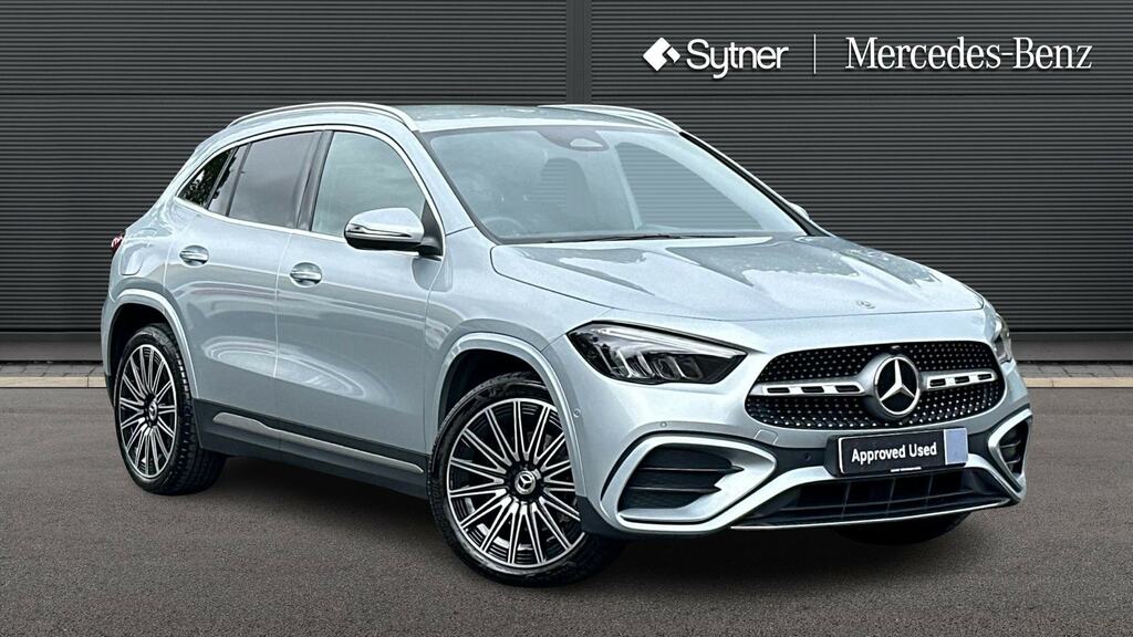 Mercedes-Benz GLA Class Gla 250E Amg Line Premium Silver