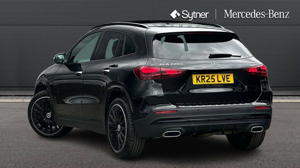 Mercedes-Benz GLA Class Gla 220D 4Matic Amg Line Premium Plus KR25LVE Black #2