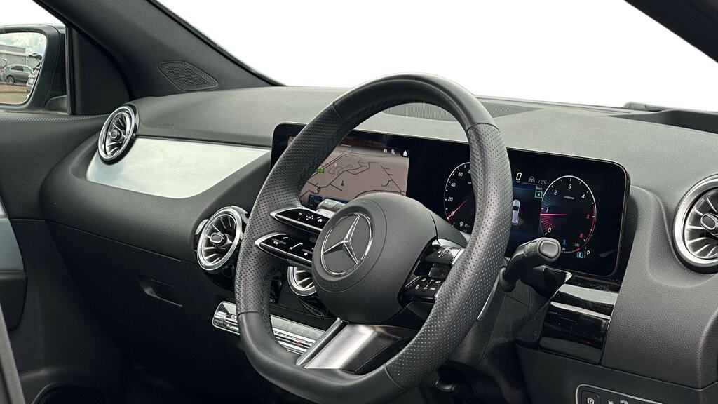 Mercedes-Benz GLA Class Gla 220D 4Matic Amg Line Premium Plus KR25LVE Black #3