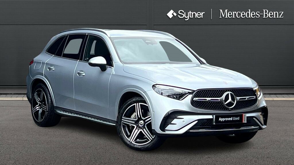 Mercedes-Benz GLC Class Glc 300 4Matic Amg Line Premium 9G-tronic Silver