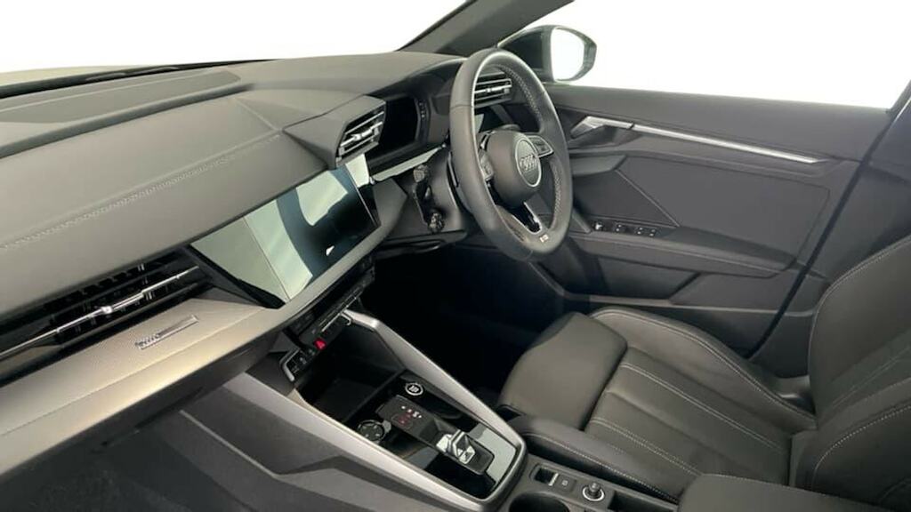 Audi A3 35 Tfsi S Line S Tronic KY73NTK Black #2