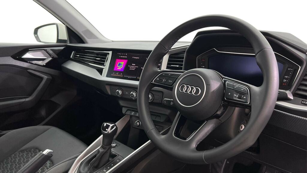 Audi A1 25 Tfsi Sport S Tronic FP25XZJ White #6