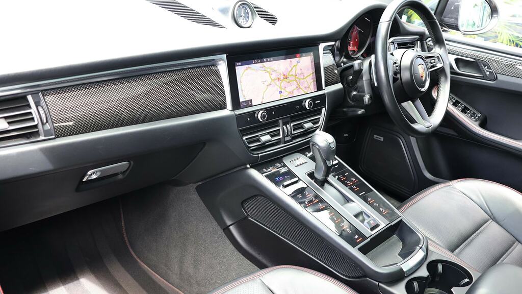 Porsche Macan Gts Pdk RK71AEJ Grey #3