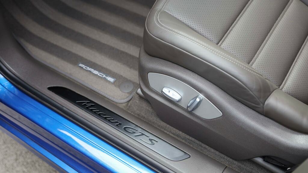 Porsche Macan S Pdk YNZ9641  #26