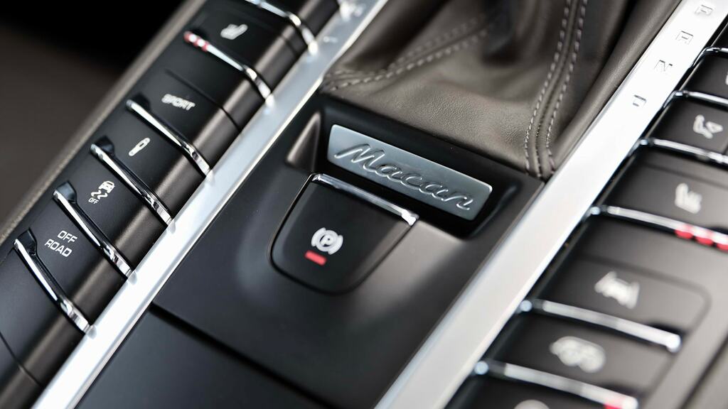 Porsche Macan S Pdk YNZ9641  #22
