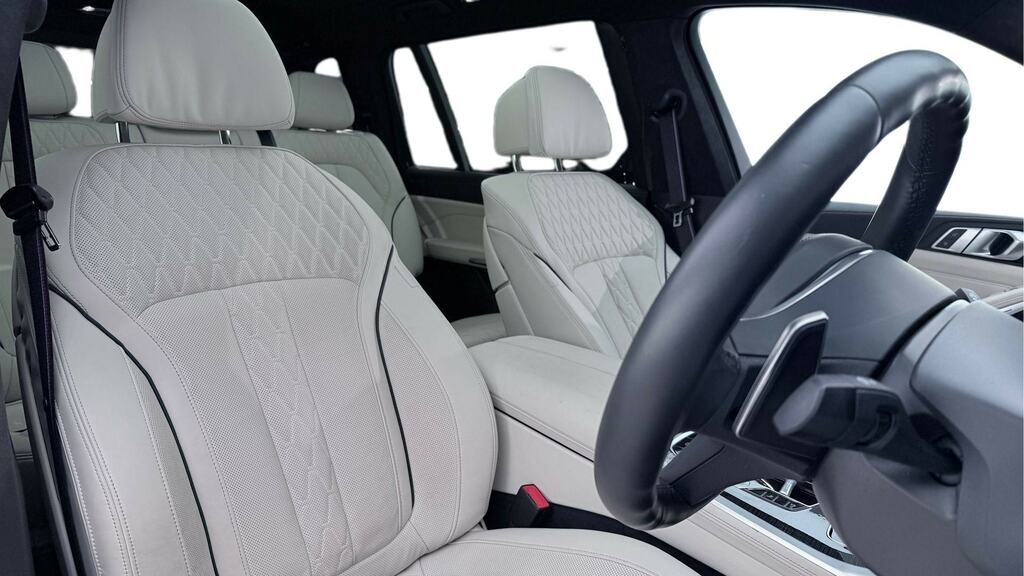 BMW X7 Suv Black #11