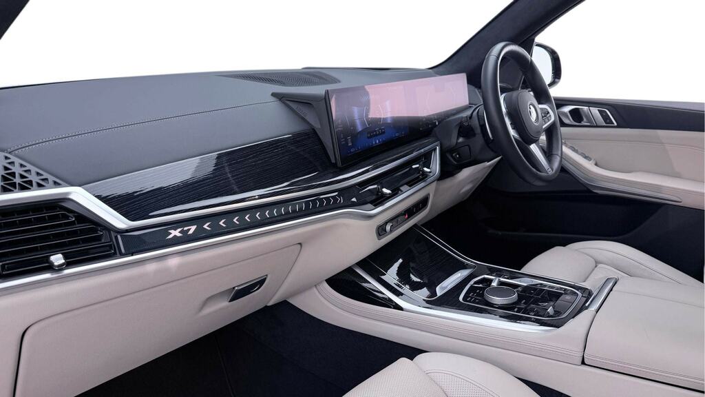 BMW X7 Suv Black #7